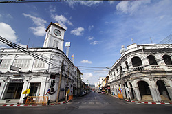 ทัวร์ภูเก็ต 3 วัน 2 คืน ทัวร์รอบเมืองภูเก็ต + พีพี มาหยา เกาะไข่ + แคนนูอ่าวพังงา